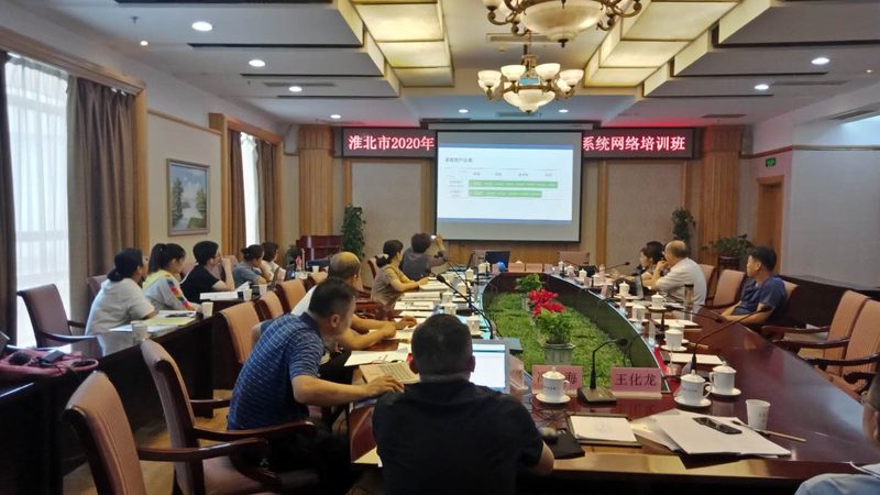 成人教育网上平台的价格并非一成不变，其构成因素主要包括以下几个方面：