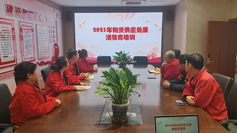 在众多慕课课程中，如何挑选适合自己的课程呢？以下是一些判断标准：